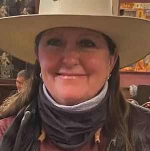 Meet your Posher, Debra hart